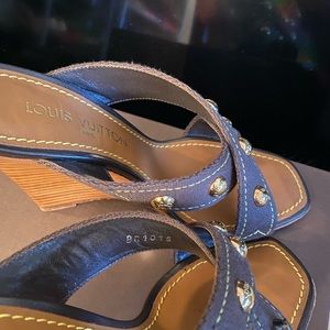 Auth Louis Vuitton Wedges 37